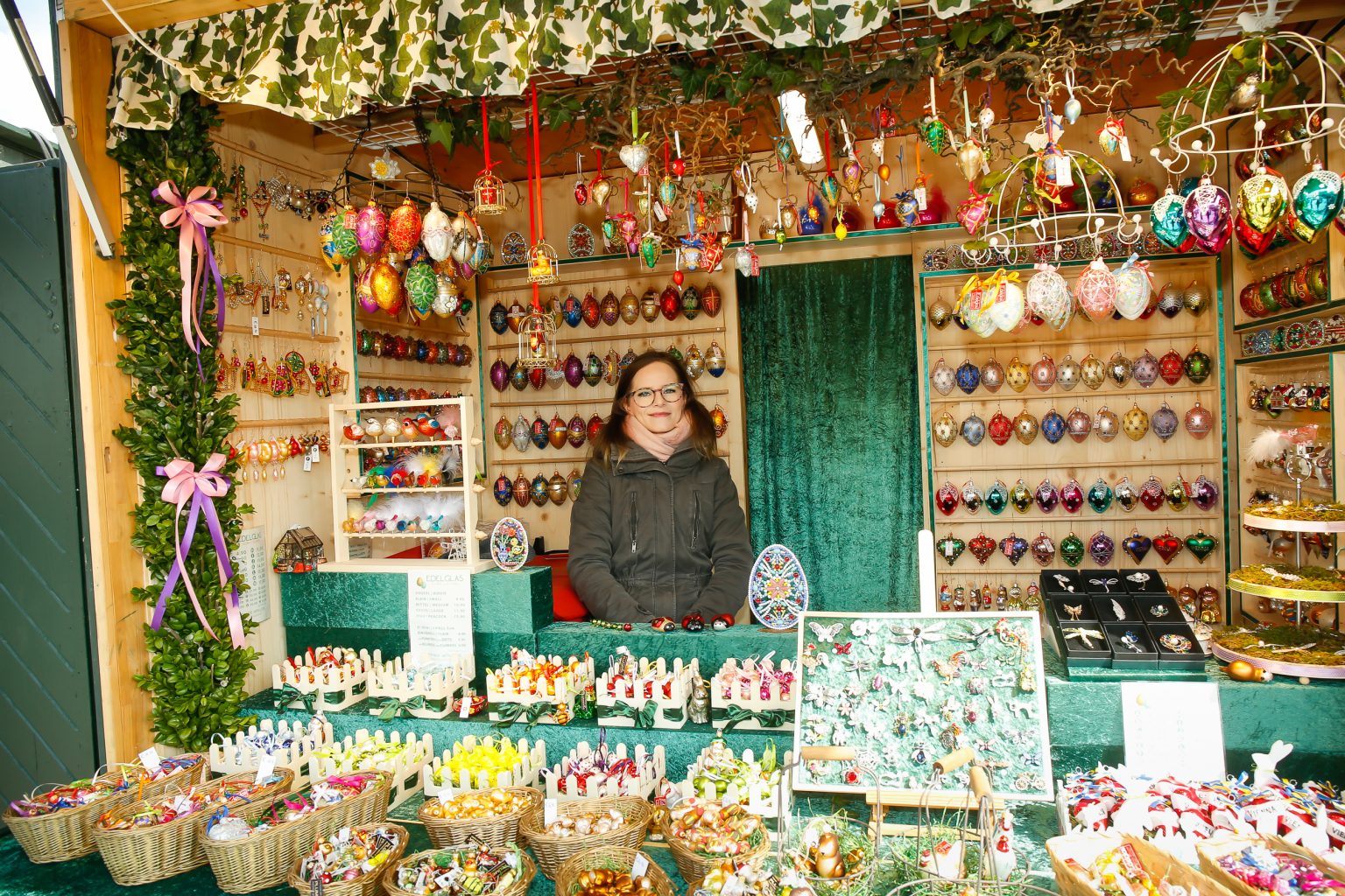  Traditioneller Osterschmuck - Ostermarkt Schloss Schönbrunn Bildidee 